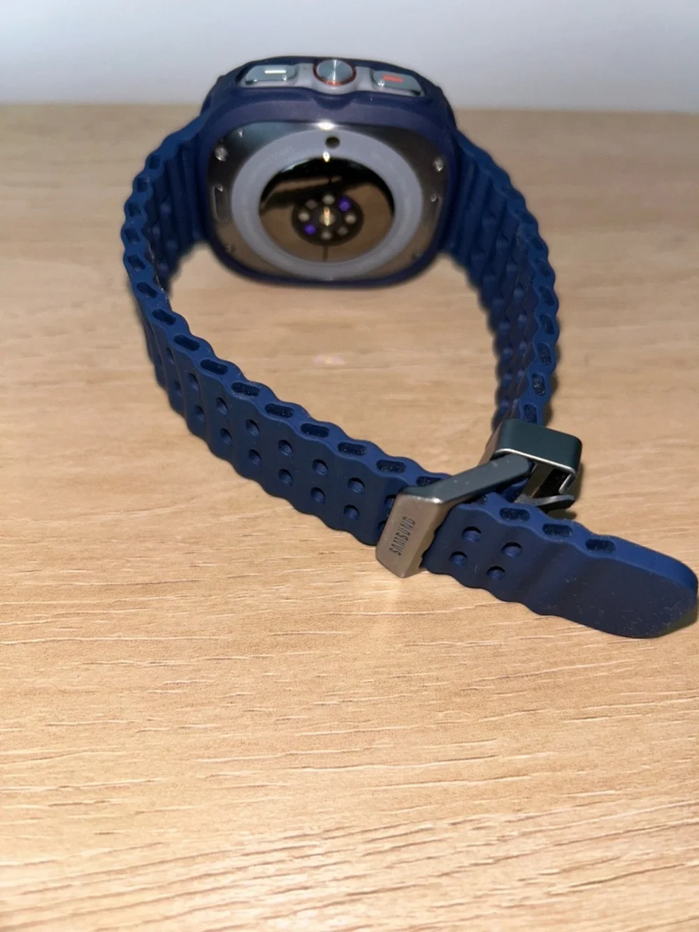 Samsung Galaxy Watch Ultra Smartwatch - Marine Blue with Magnetic Charger